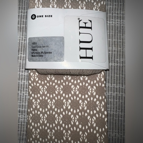 HUE Pebble Open Circle Net Knee Hi Tights - Picture 2 of 2